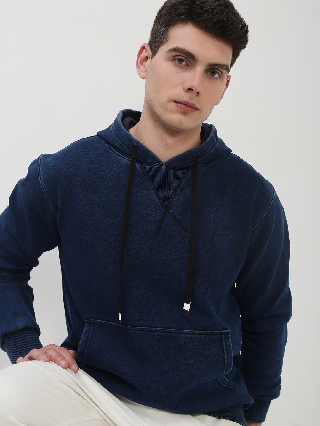 Men's Navy Blue Solid Hooded Sweatshirt